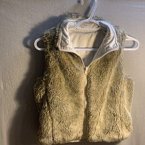 Old Navy Kids Cream Faux Fur Lined Vest